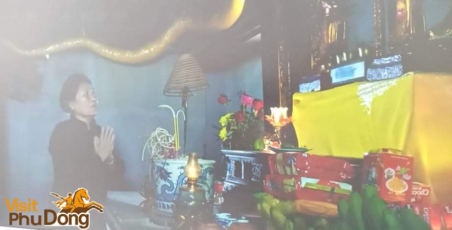 Miếu Ban làng Phù Đổng