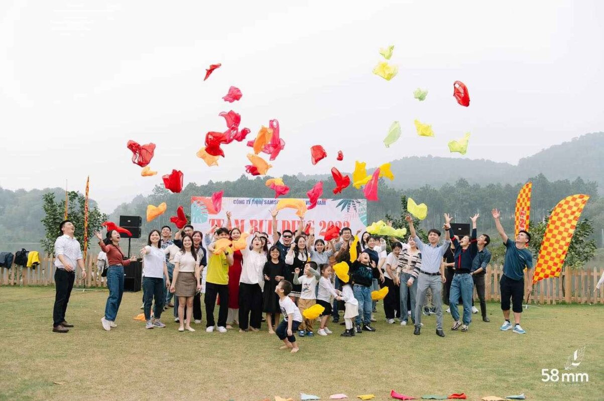 Toàn cảnh khu nghỉ dưỡng Đà Lạt Tiên Cảnh Sóc Sơn bên hồ Đồng Chầm