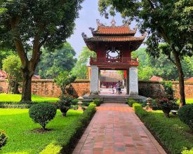 Hình ảnh Khuê Văn Các tại Văn Miếu Quốc Tử Giám, biểu tượng của văn hiến và giáo dục
