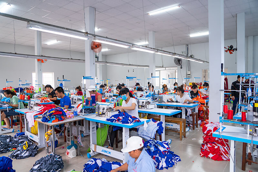 Xưởng may Tam Hiệp gia công may mặc theo yêu cầu