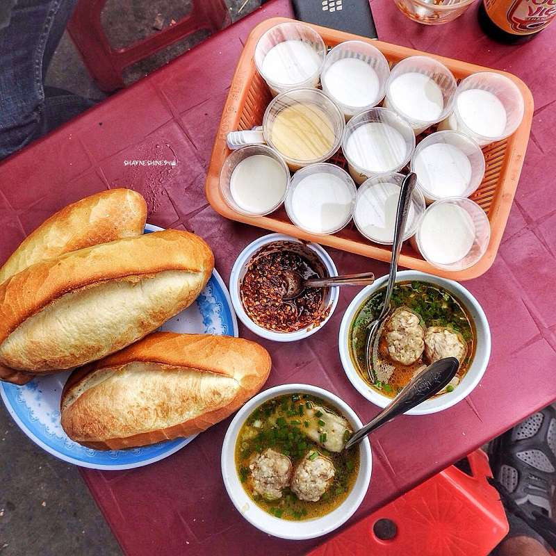 Bánh mì xíu mại Hoàng Diệu Đà Lạt