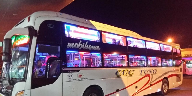 Xe giường nằm Cúc Tùng với thiết kế hiện đại, chuyên tuyến Sài Gòn Nha Trang
