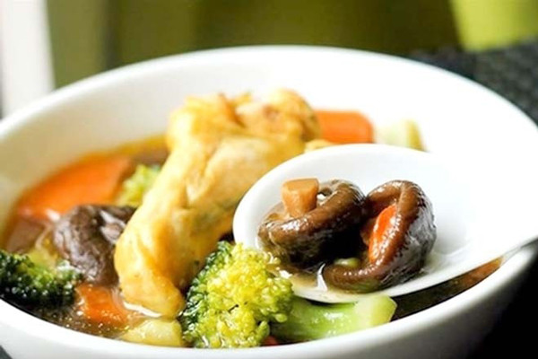 Thực đơn nhà hàng 5 sao số 8