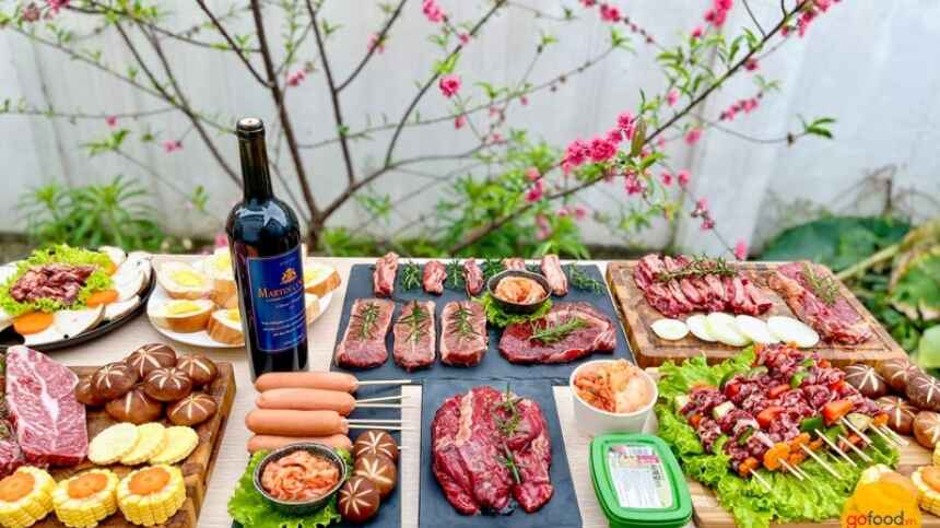 BBQ ngoài trời cho những bữa tiệc cuối tuần