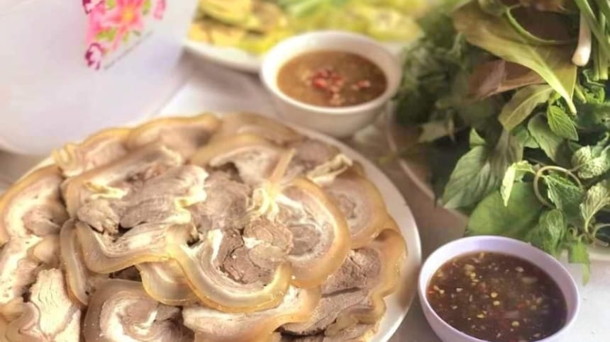 Bò tơ - Hương vị ẩm thực hấp dẫn tại Củ Chi