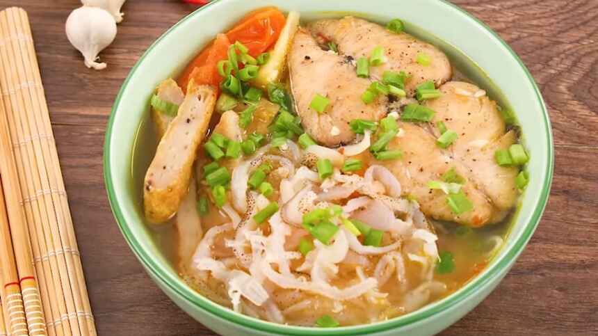 Bún chả cá ngọt thanh cho bữa sáng nhẹ nhàng