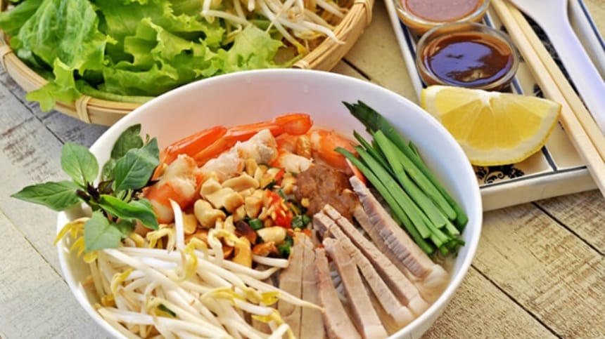Bún gỏi già mang đến trải nghiệm ẩm thực khó quên