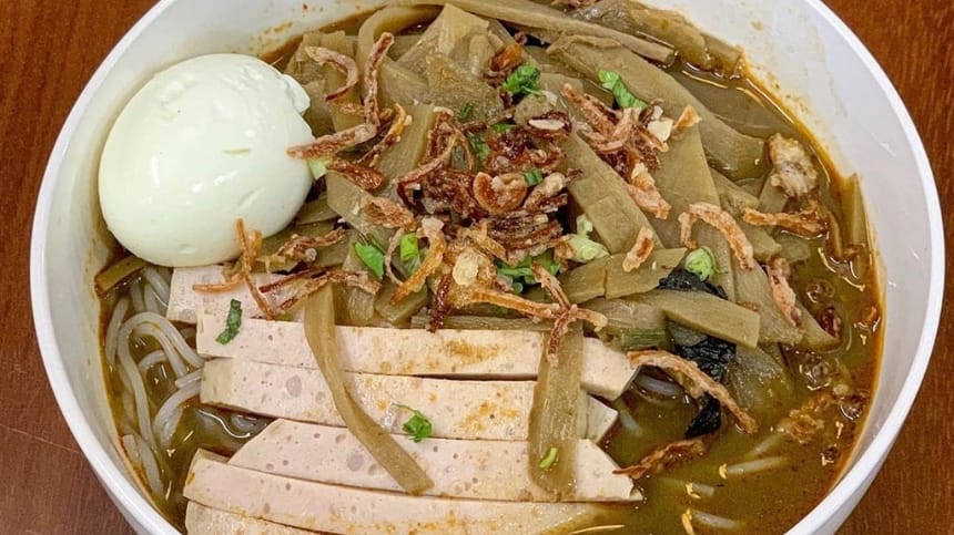 Bún mắm cua mang hương vị dân dã đặc trưng