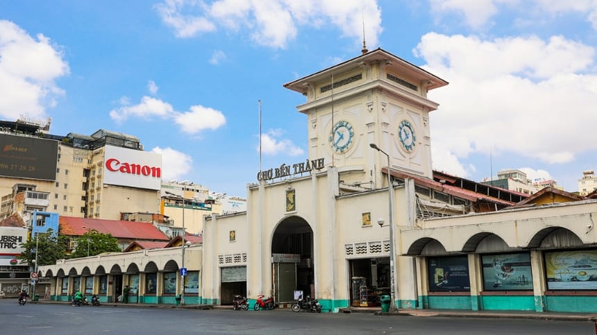 Bưu điện trung tâm Sài Gòn mang đậm nét kiến trúc Pháp