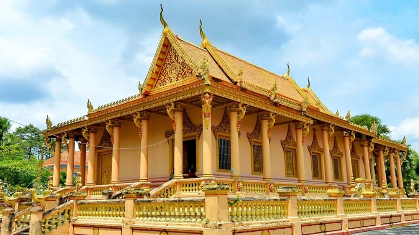 Chùa Đất Sét mang niềm tin tâm linh và văn hóa lâu đời