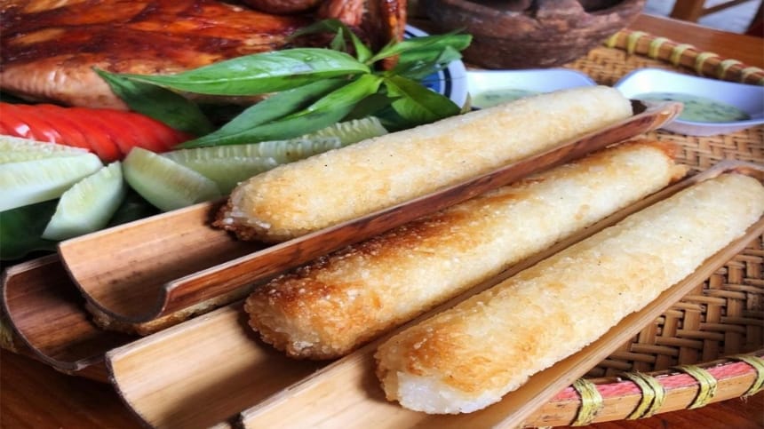Cơm lam ăn kèm thịt nướng ống tre là mỹ vị khó quên