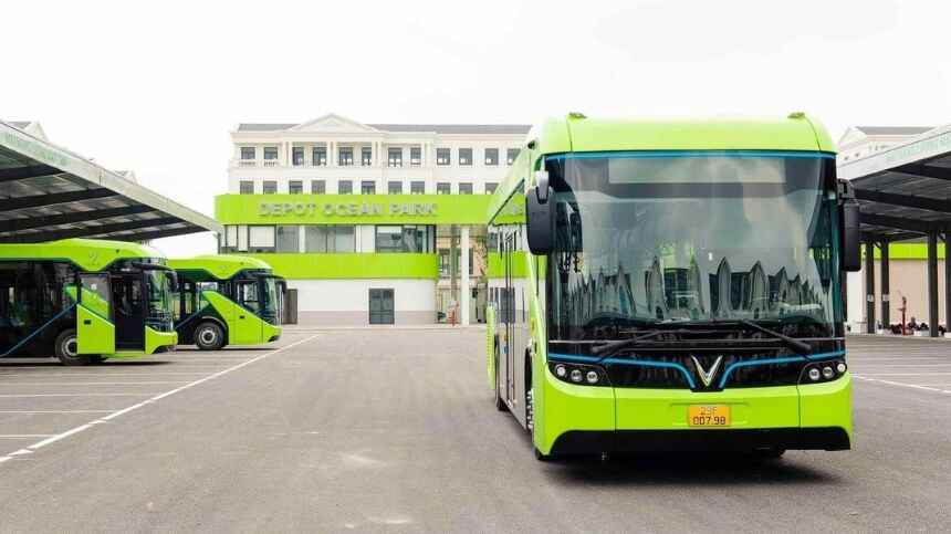Di chuyển bằng xe bus đến Vinhomes Ocean Park 2
