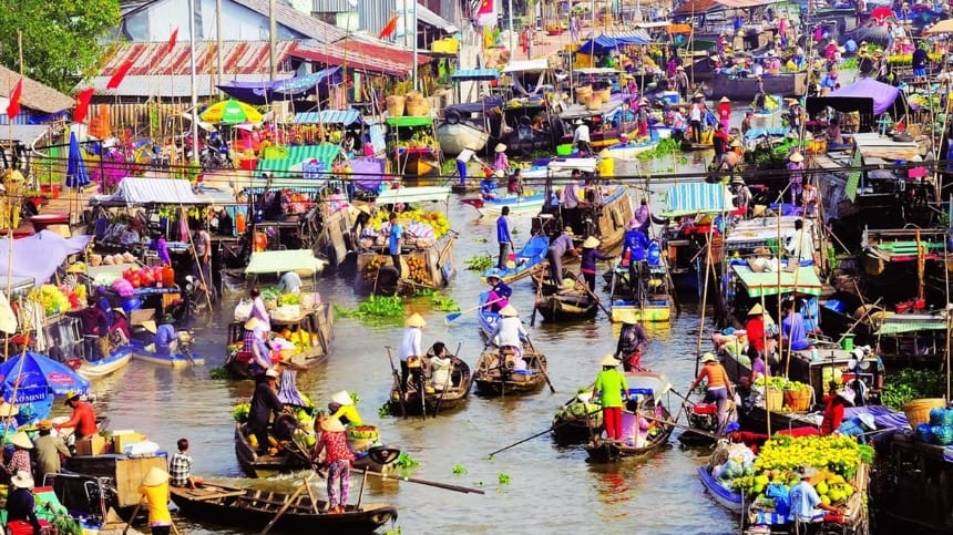 Ngắm cảnh đêm trên du thuyền sông Hậu