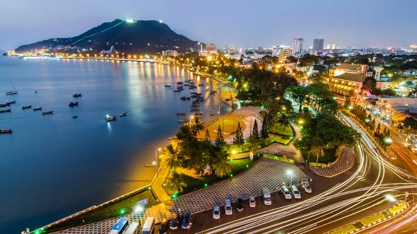 Những đàn cừu trắng muối ở những cánh đồng suối Nghệ