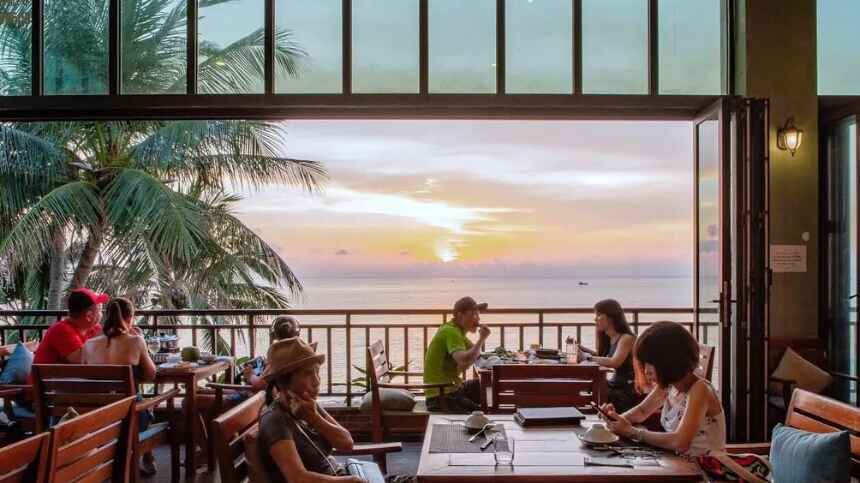 Quán ăn và nhà hàng ven biển