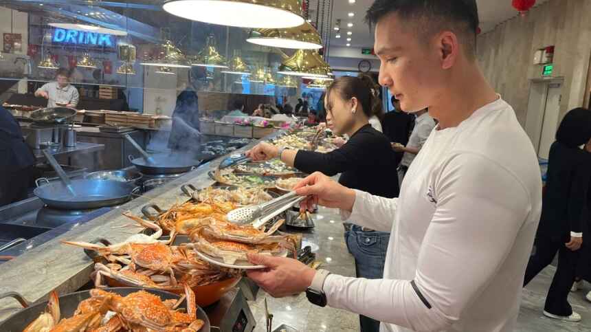 Trải nghiệm ẩm thực đa sắc tại các nhà hàng buffet quốc tế