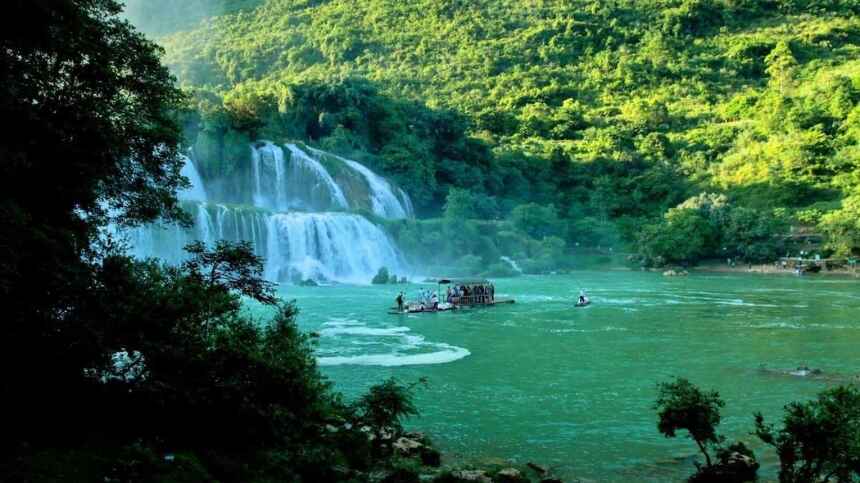Vẻ đẹp hùng vĩ, hoang sơ của vườn quốc gia Pù Mát