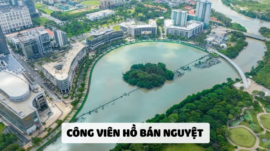 Công viên Hồ Bán Nguyệt