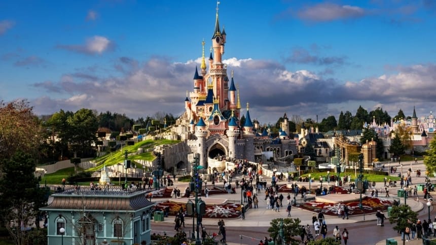 Disneyland Paris lãng mạn kiểu châu Âu