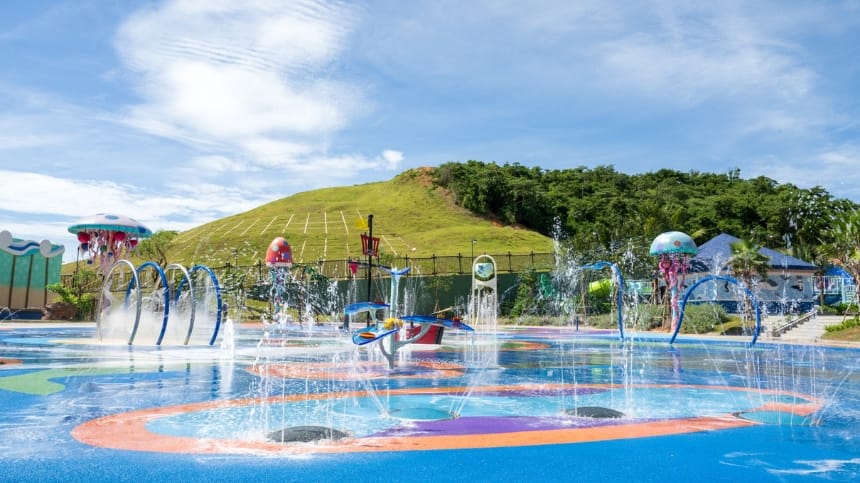 Góc check-in nhiệt đới đầy màu sắc