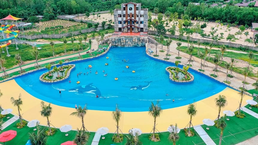 Hồ tạo sóng vui như biển