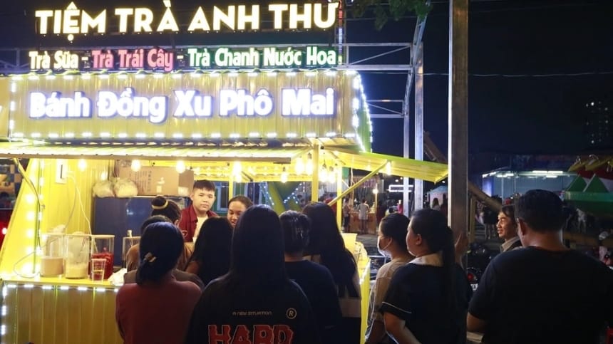 Khám phá ẩm thực quanh công viên Tuổi Trẻ