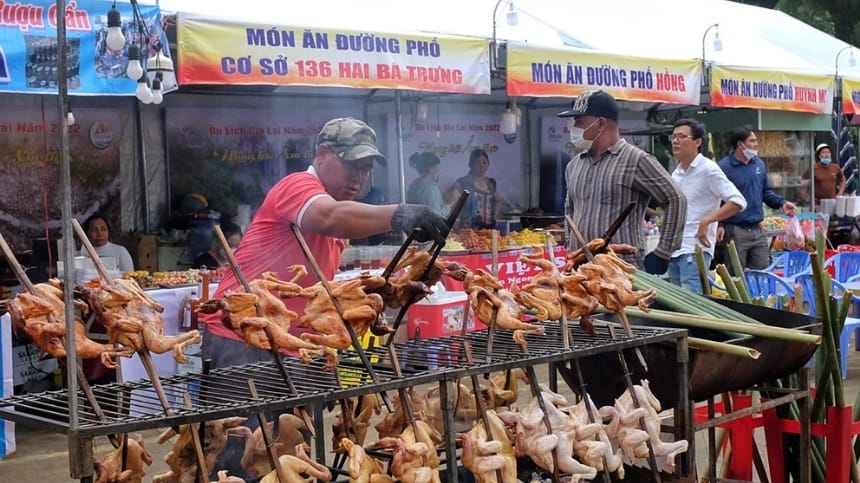 Khu ẩm thực và đặc sản địa phương