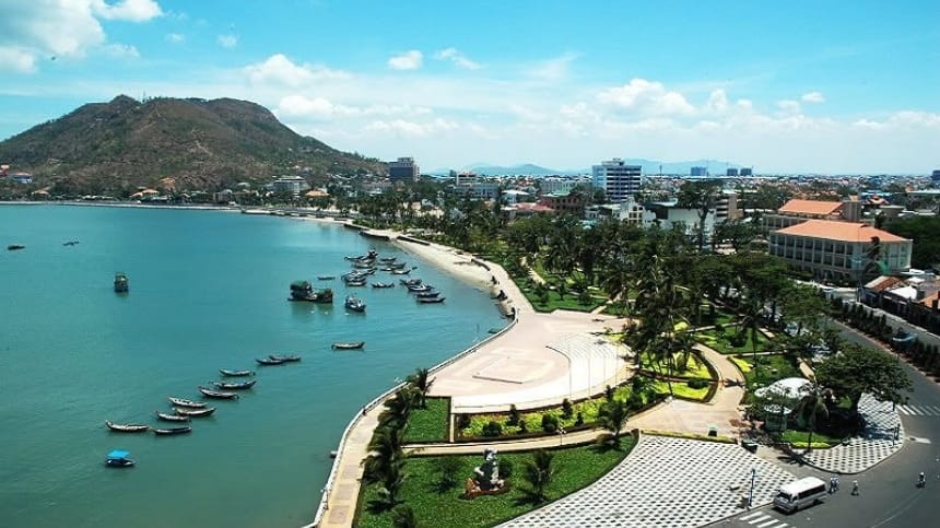 Khu bãi tắm và hồ tắm ven biển