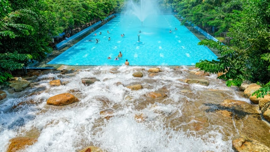 Khu du lịch Thủy Châu tắm suối