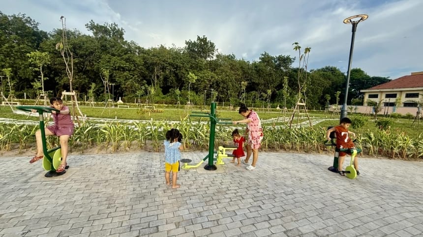 Khu Trẻ Em Và Vận Động