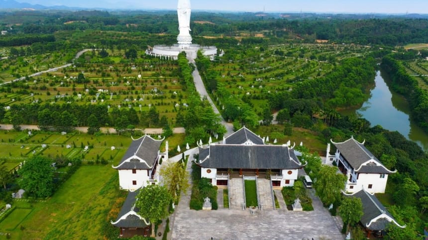 Nhà lưu tro cốt tiện thăm viếng