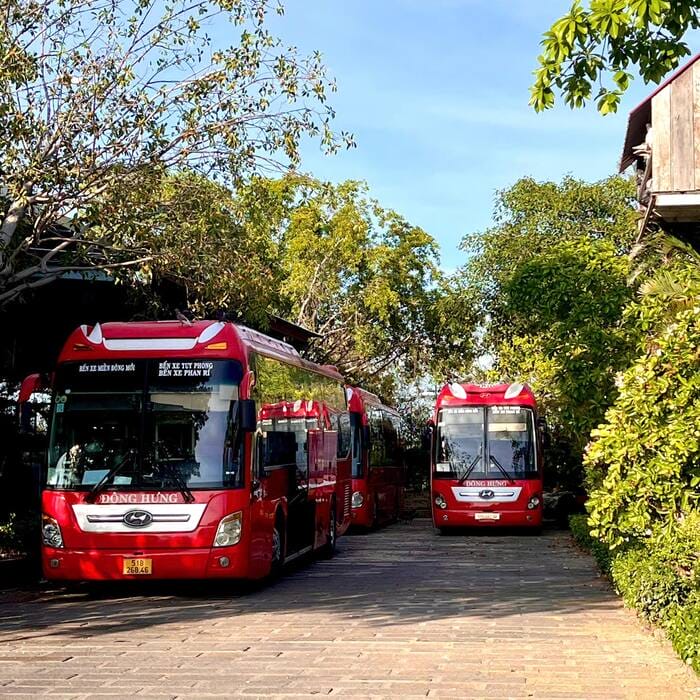 Đông Hưng sở hữu đội ngũ nhân viên tận tình và chu đáo