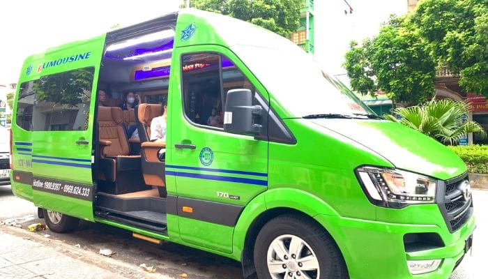 Văn phòng đặt vé gửi nhận hàng hoá nhà xe Đức Trưởng