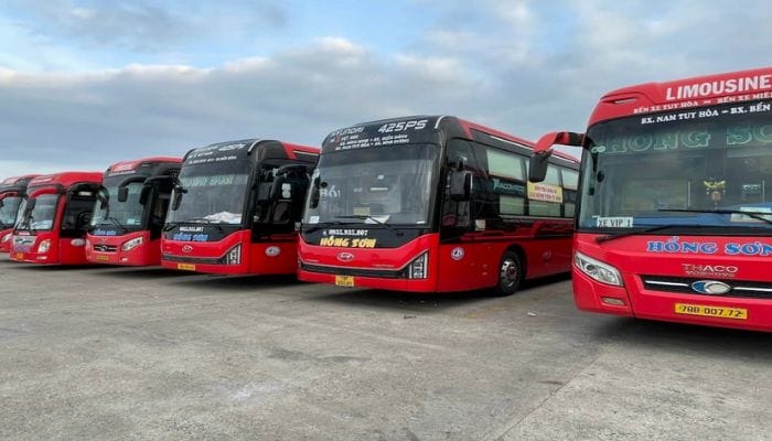 Nhà xe Hồng Sơn cung cấp đa dạng các dịch vụ vận tải hành khách hàng hoá dịch vụ