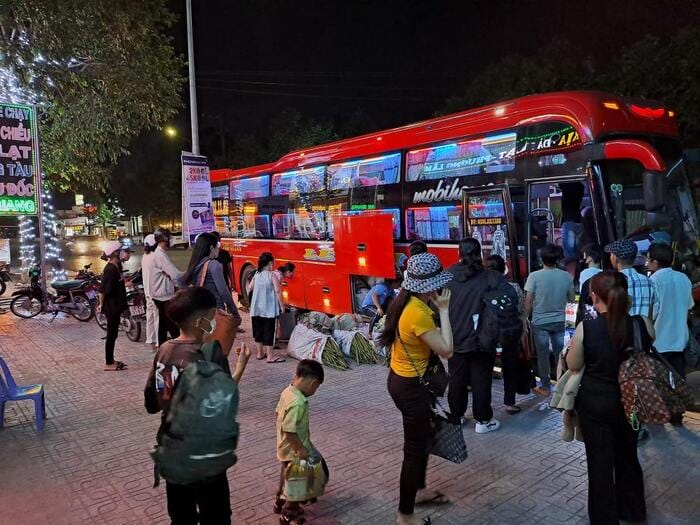 Nhà xe Lê Hải có địa chỉ văn phòng tại đâu?