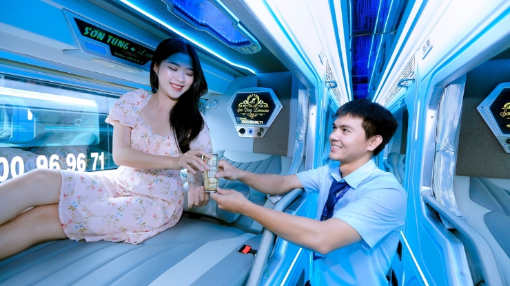Nhân viên nhà xe thân thiện, tận tâm