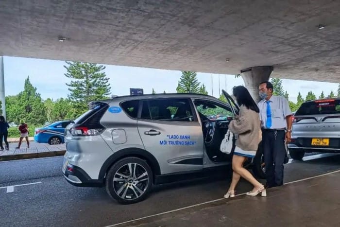 Cần tìm taxi Bà Rịa từ 4 chỗ đến 7 chỗ có thể tham khảo Lado Taxi