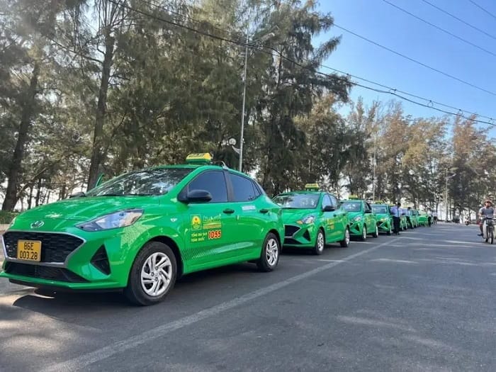 Taxi Mai Linh với giá cước niêm yết, đặt xe nhanh qua ứng dụng