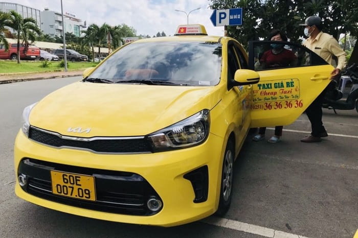 Taxi Vinasa có mức giá cạnh tranh, phục vụ nhanh chóng
