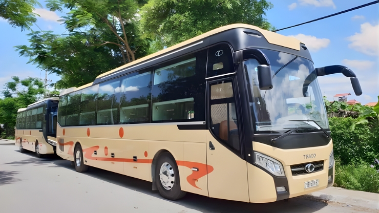 Tổng quan về nhà xe Hưng Long