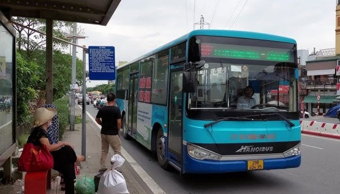 Vai trò kết nối giao thông bến xe Long Biên